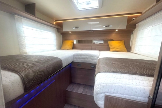 Burstner-lyseo-i690-interior-rear-bedroom.jpg