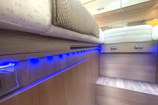 Burstner-lyseo-i690-interior-feature-lighting.jpg