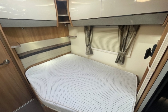 bailey-autograph-79-2f-interior-french-bed.jpg