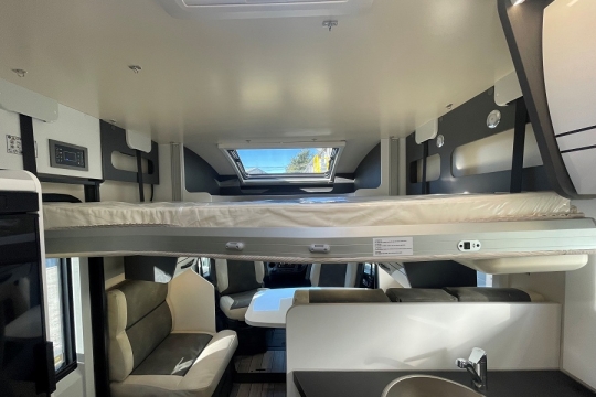 mclouis-fusion-373-2027-model-interior-drop-down-bed.jpg