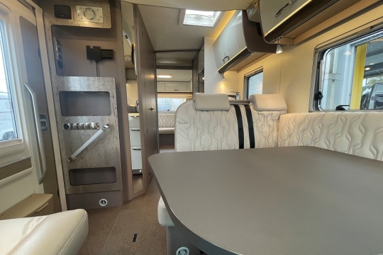 burstner-lyseo-harmony-744-interior-to-rear.jpg