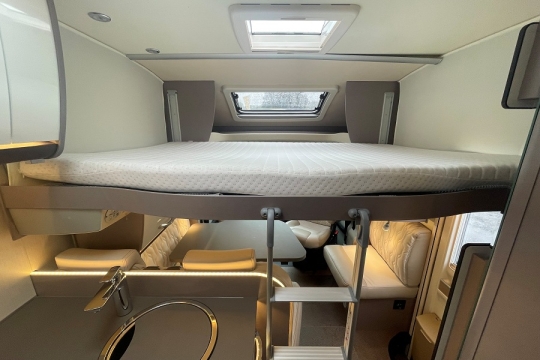 burstner-lyseo-harmony-744-interior-front-drop-down.jpg