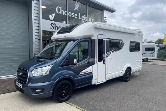 auto-trail-excel-690l-exterior-front-side.jpg
