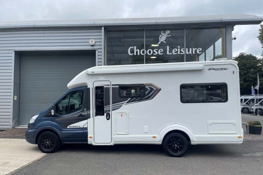 auto-trail-excel-690l-exterior-side.jpg