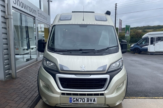 auto-sleepers-kingham-exterior-front.jpg