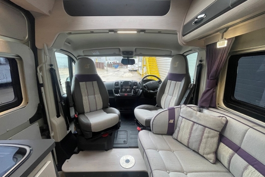 auto-sleepers-kingham-interior-front-seats.jpg