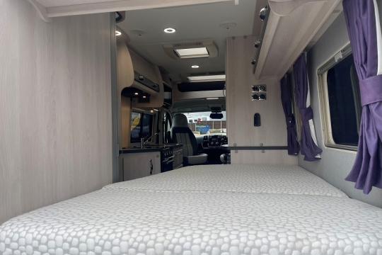auto-sleepers-kingham-interior-rear-to-front.jpg
