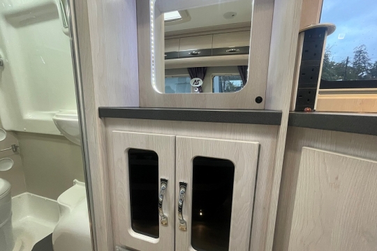 auto-sleepers-kingham-interior-dressing-table.jpg