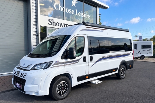 auto-sleepers-kingham-lvx-exterior-front-side.jpg