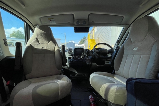 auto-sleepers-kingham-lxv-interior-cab-view-2.jpg