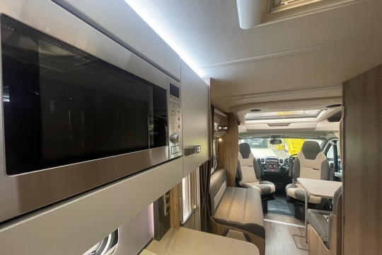 bessacarr 494-interior-microwave-to-front.jpg
