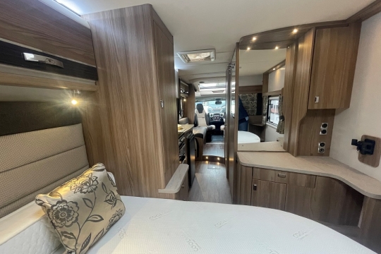 bessacarr 494-interior-to-front.jpg