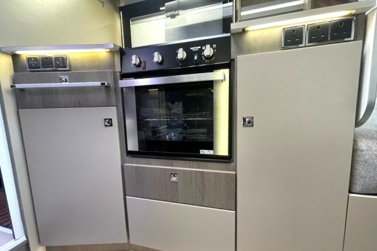 chausson-640-interiro-kitchen.jpg