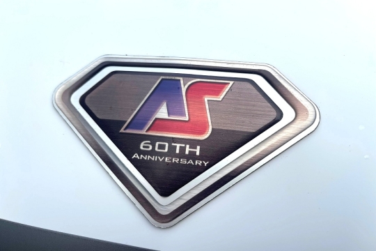 auto-sleepers-burford-duo-exterior-anniversary-badge.jpg