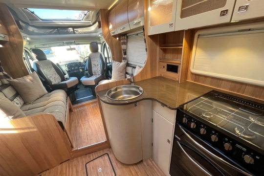 bailey-approach-autograph-740-interior-front.jpg