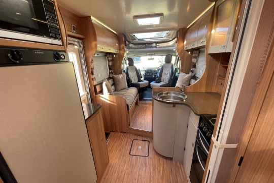 bailey-approach-autograph-740-interior-to-front.jpg