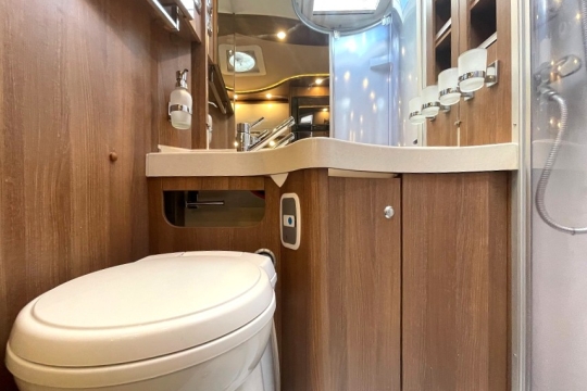 carthago-t148-interior-bathroom-close.jpg