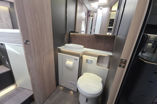 swift-kon-tiki-784-interior-bathroom.jpg