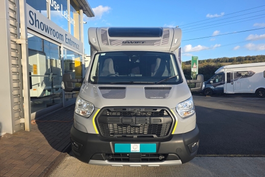 swift-trekker-594-exterior-front.jpg