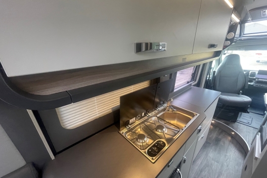 swift-carrera-184-interior-kitchen.jpg